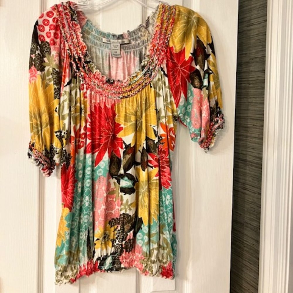 NWOT!  AMERICAN RAG - Smocked Floral Stretchy Top - Size OX (12/14) - NEW!